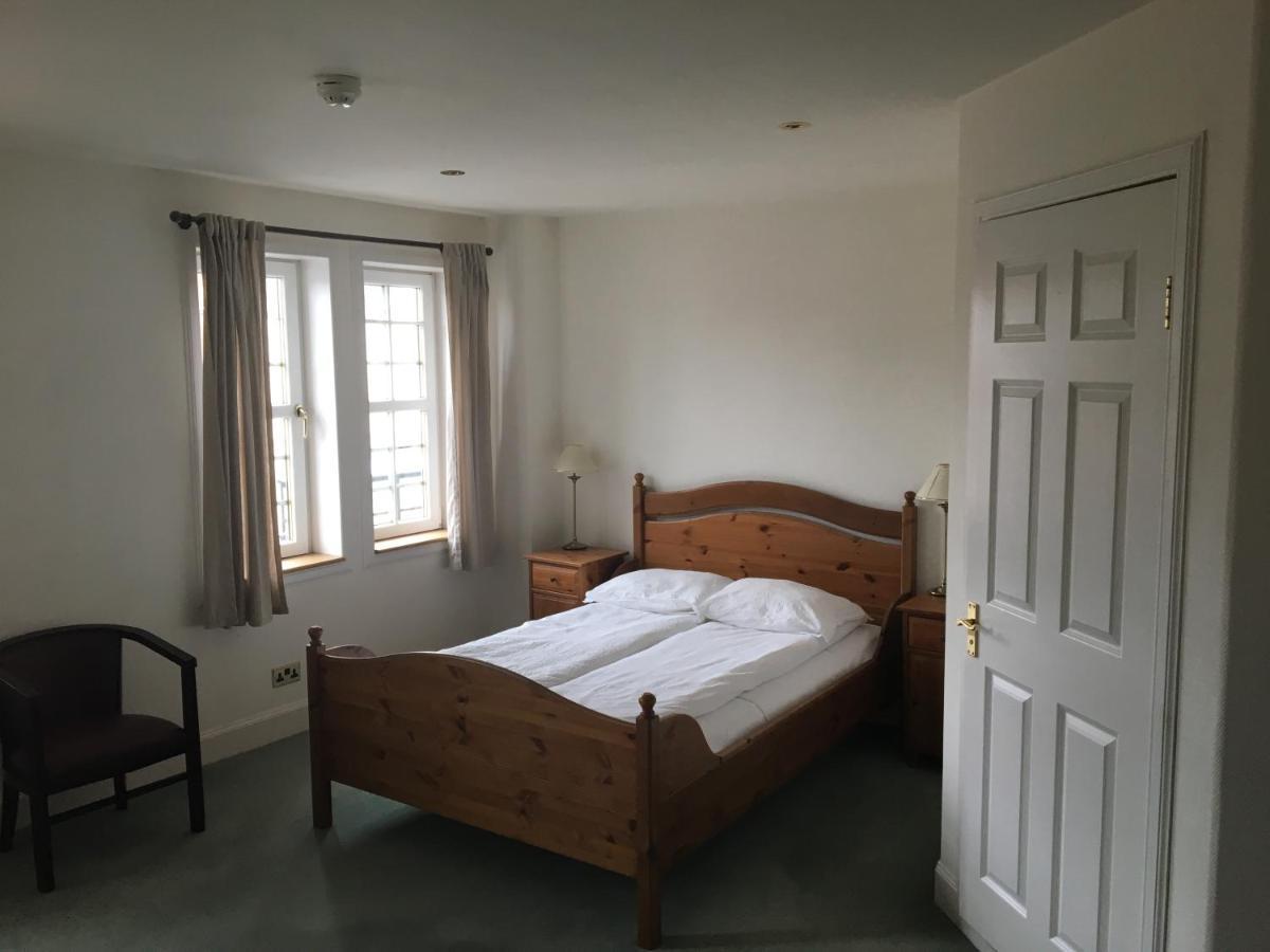 Thornhill Inn Экстерьер фото